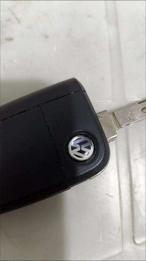 Car Key Sticker Auto Control Keychain Accessories For Volkswagen VW Rline R GTI Golf Polo Passat Magotan Tiguan Bora Jetta T-ROC